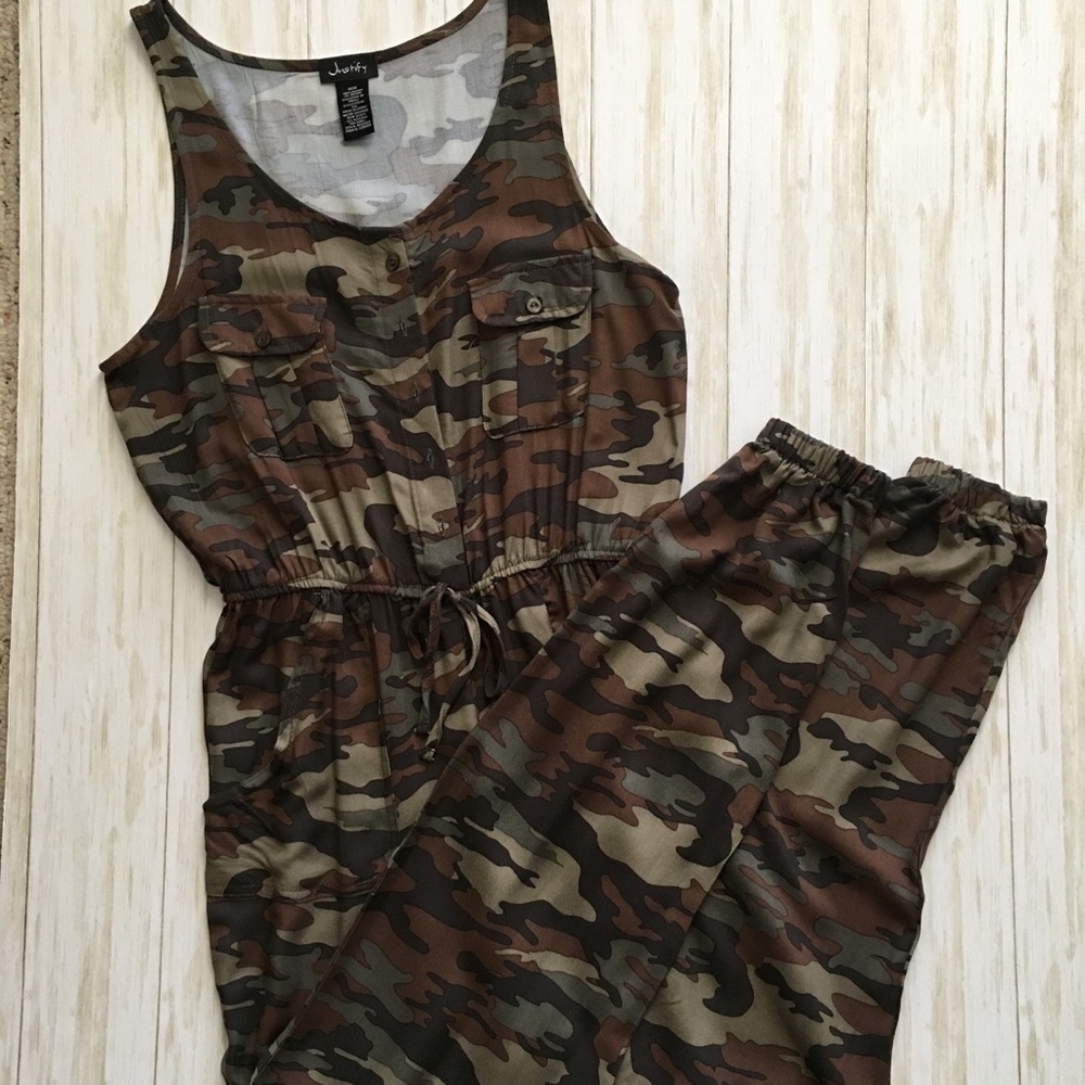 ‼️SOLD‼️ NWT Justify Camo Jumpsuit